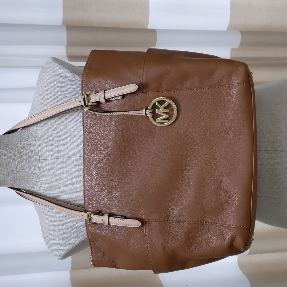 Michael Kors NWOT brown leather tote bag